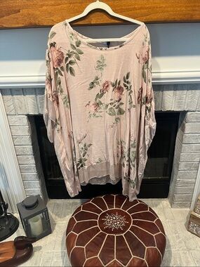 Tempo Paris Blush Pink Floral Tunic Top